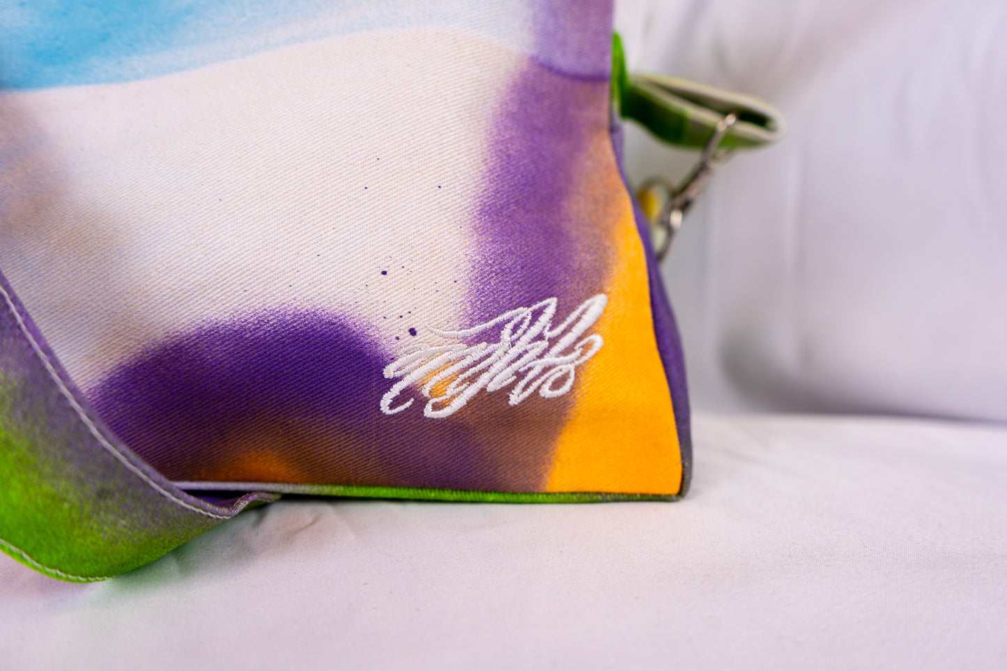 Graffiti Bag #5 - MOSTHATEDTRIBE